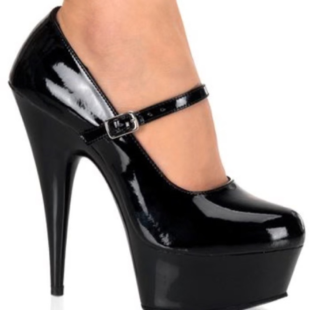 Brand new Pleaser pole platform heels